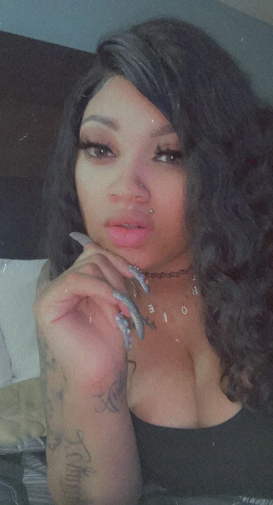 Ms.FEEDME🍭🥵💖's avatar