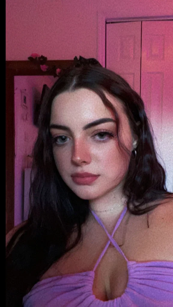 violet 🪐