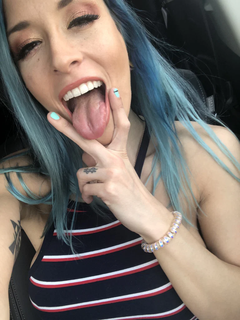 Vanessa Skye's avatar