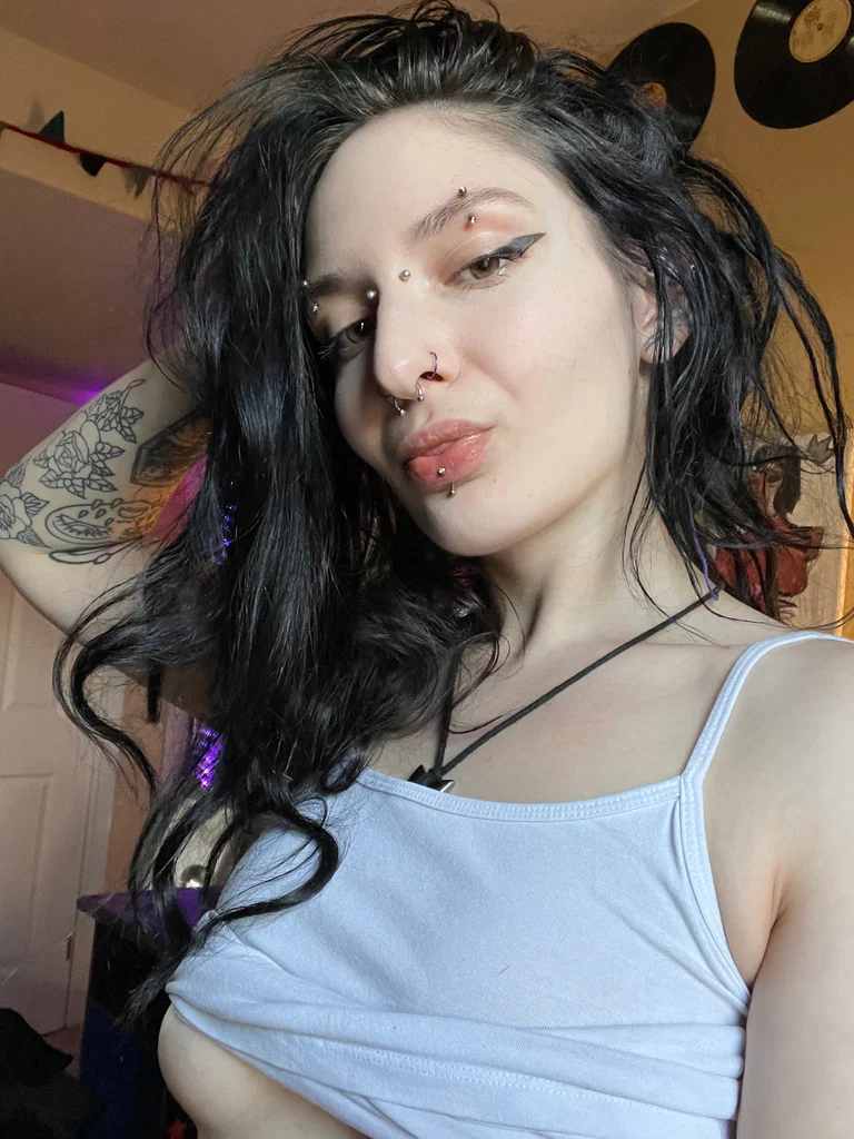 June's avatar