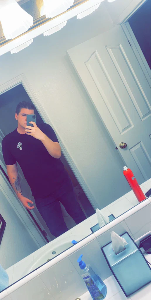 Shanty's avatar