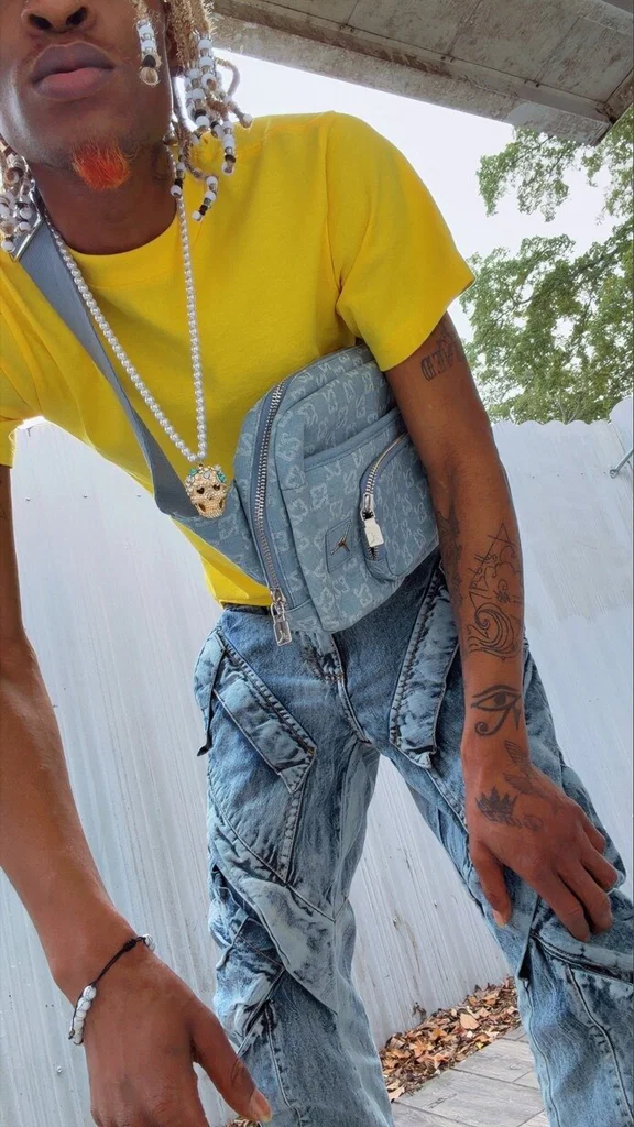 Aqua Vibez's avatar