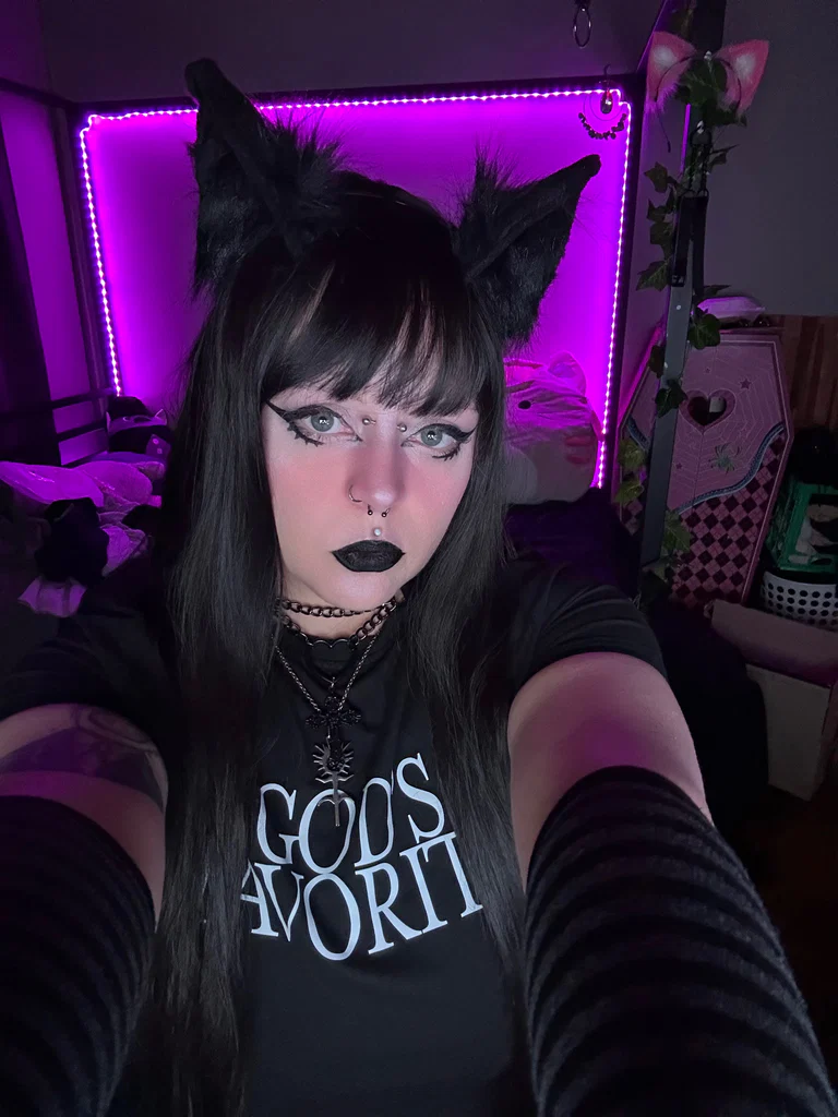 Roxxii Redemption 🖤