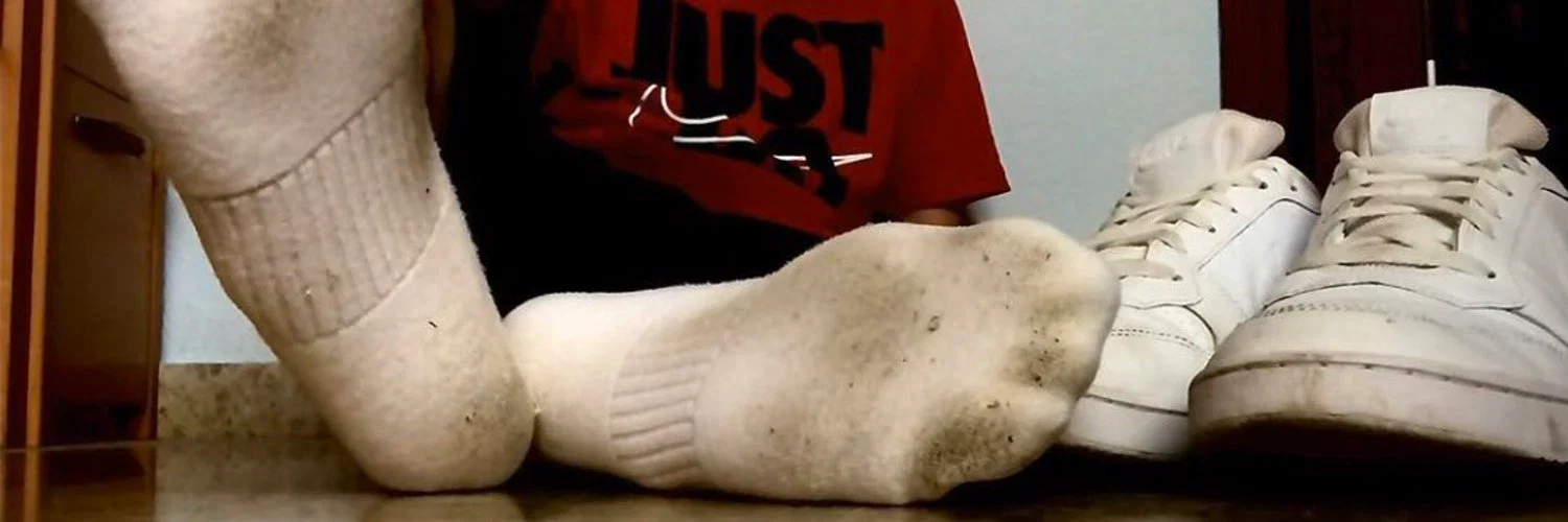 Gomezfeet_ profile banner