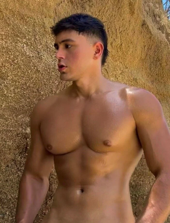 Carlos E