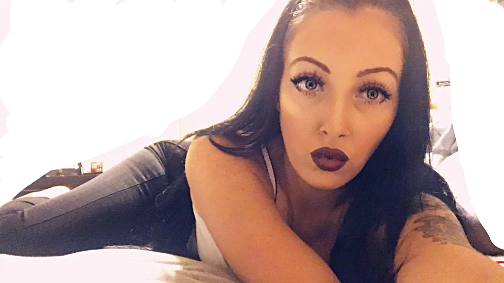 Jenn Nicole's avatar