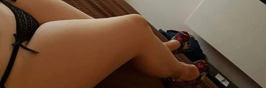 Fernanda profile banner