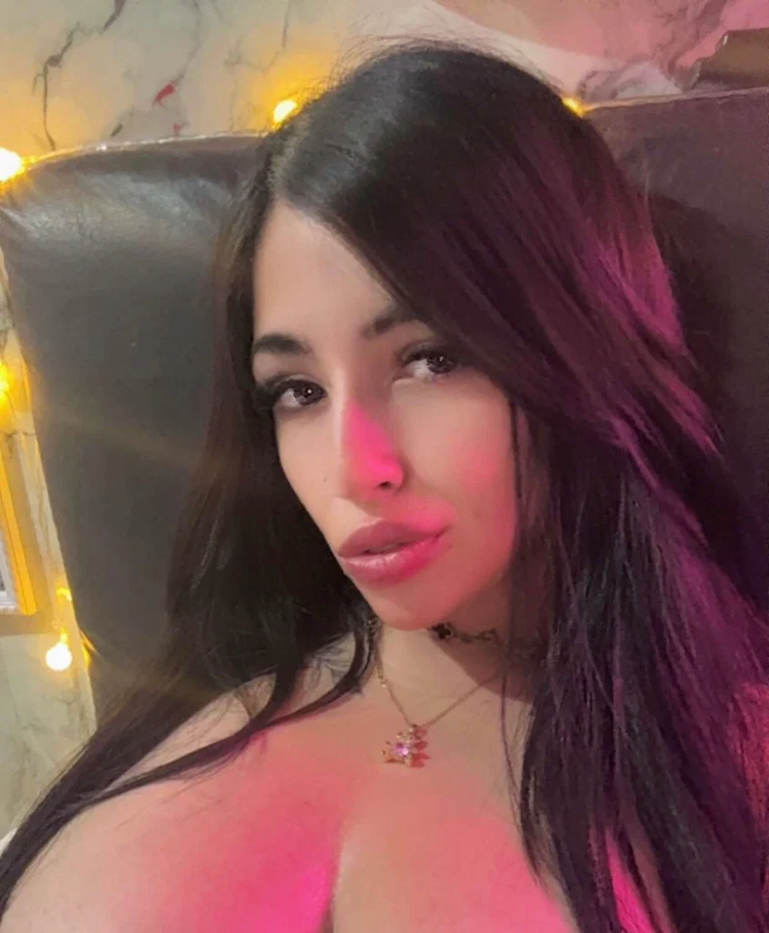 🛐⛓️𝐺𝑜𝑑𝑑𝑒𝑠𝑠 𝑇𝑖𝑓𝑎𝑛𝑛𝑦👸🏻✨'s avatar