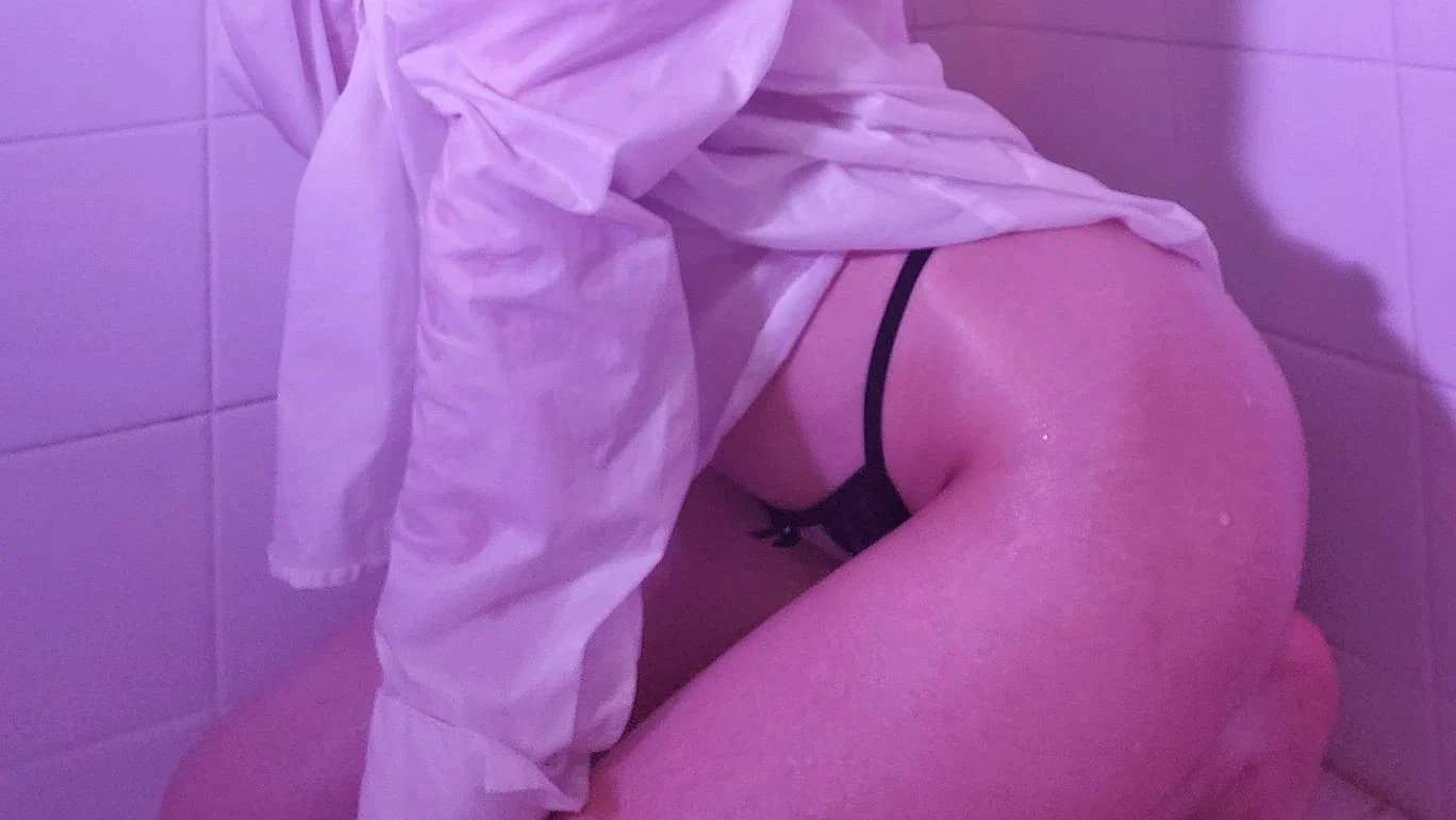 Liya Kitten profile banner
