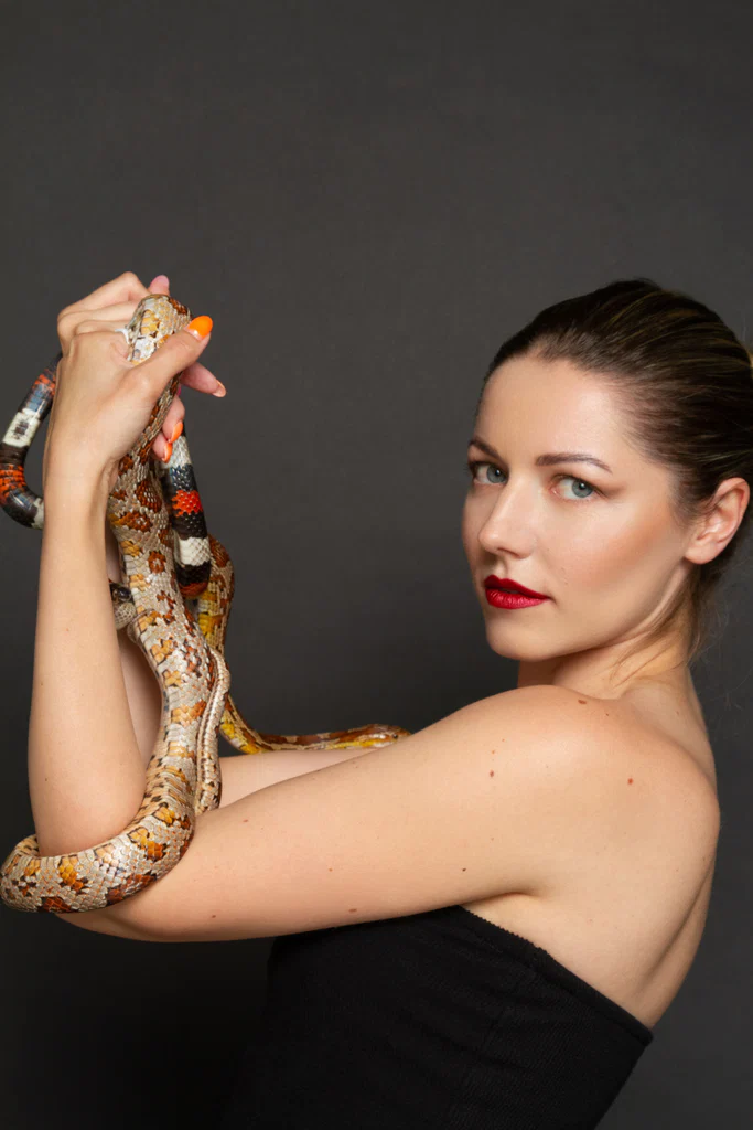 Lana Lamia's avatar