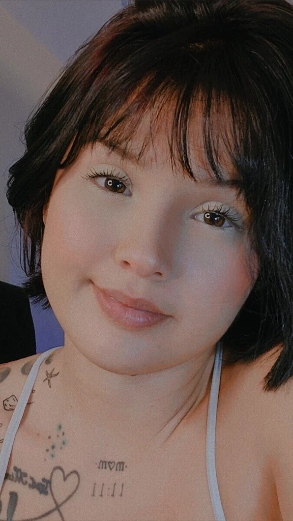 loren rosse's avatar
