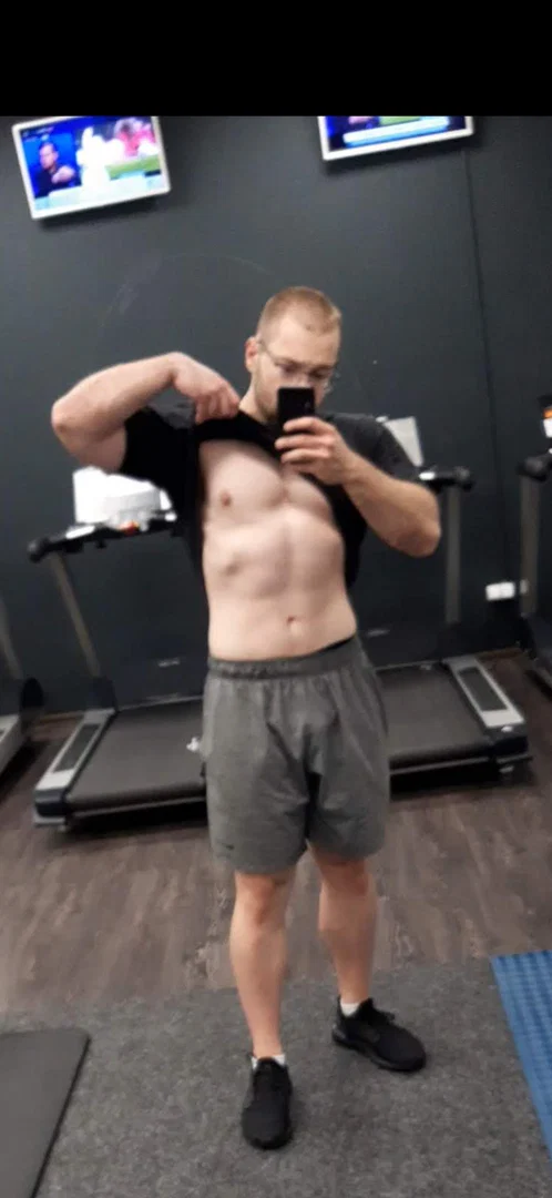 Powerfull Bodybuilder xxx profile banner