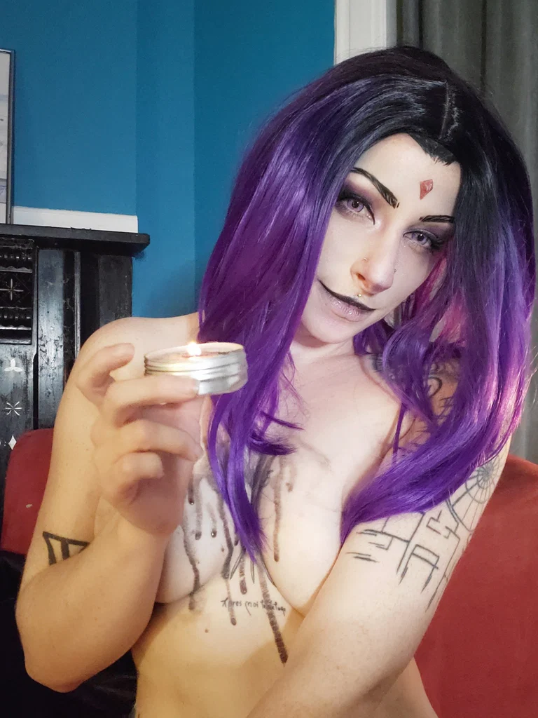 Realm Nouveau's avatar