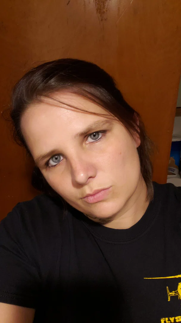 Fat Girl with pretty eyes profile banner