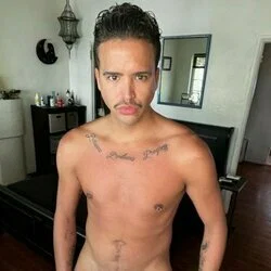 Johnny Bandera 18+ (10K)'s avatar