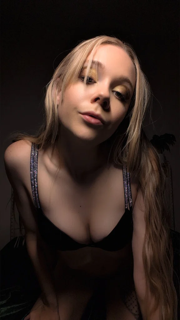 ℂ𝕒𝕣𝕖-𝕚𝕟𝕘𝕥𝕠𝕟 ✨