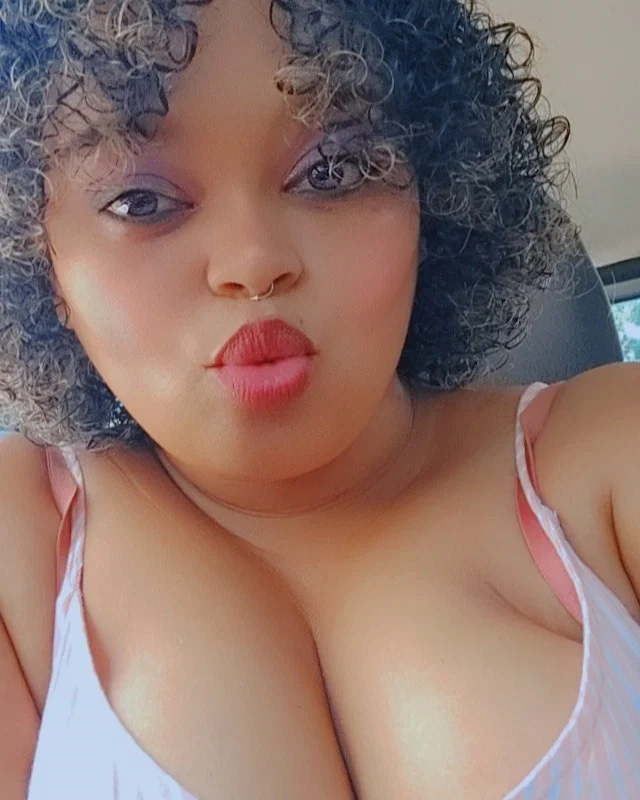 Longtonguegoddess