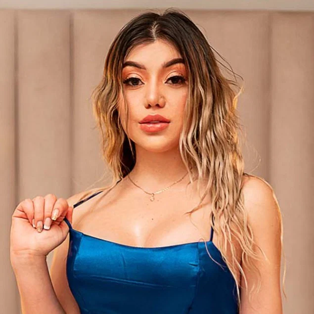 Isabella White 💋's avatar