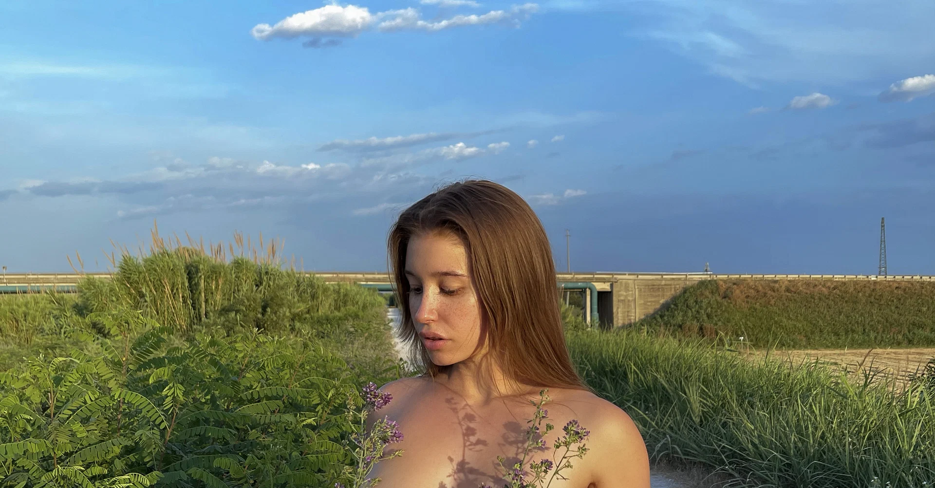 GiuliaMoon profile banner