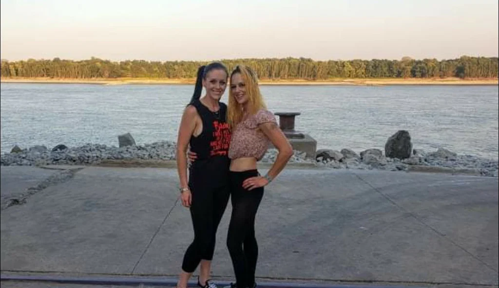 Kelly /Renee