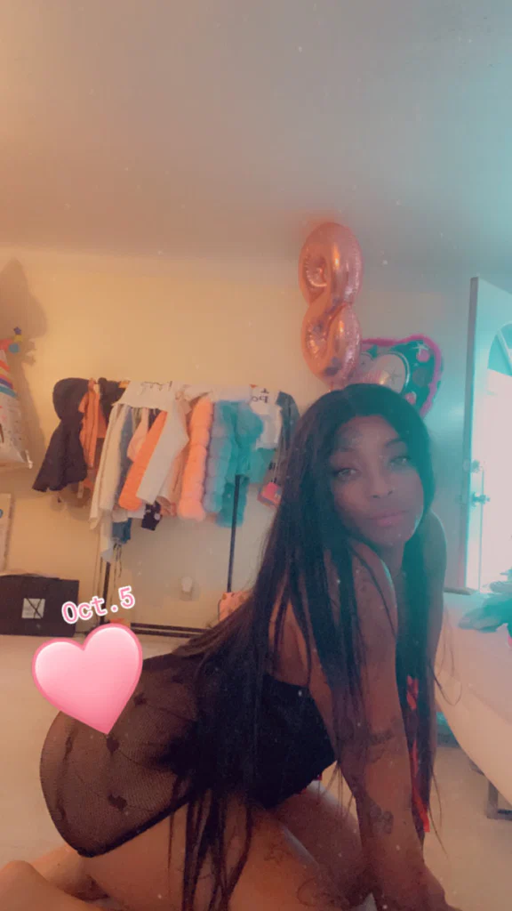 Lauren's avatar