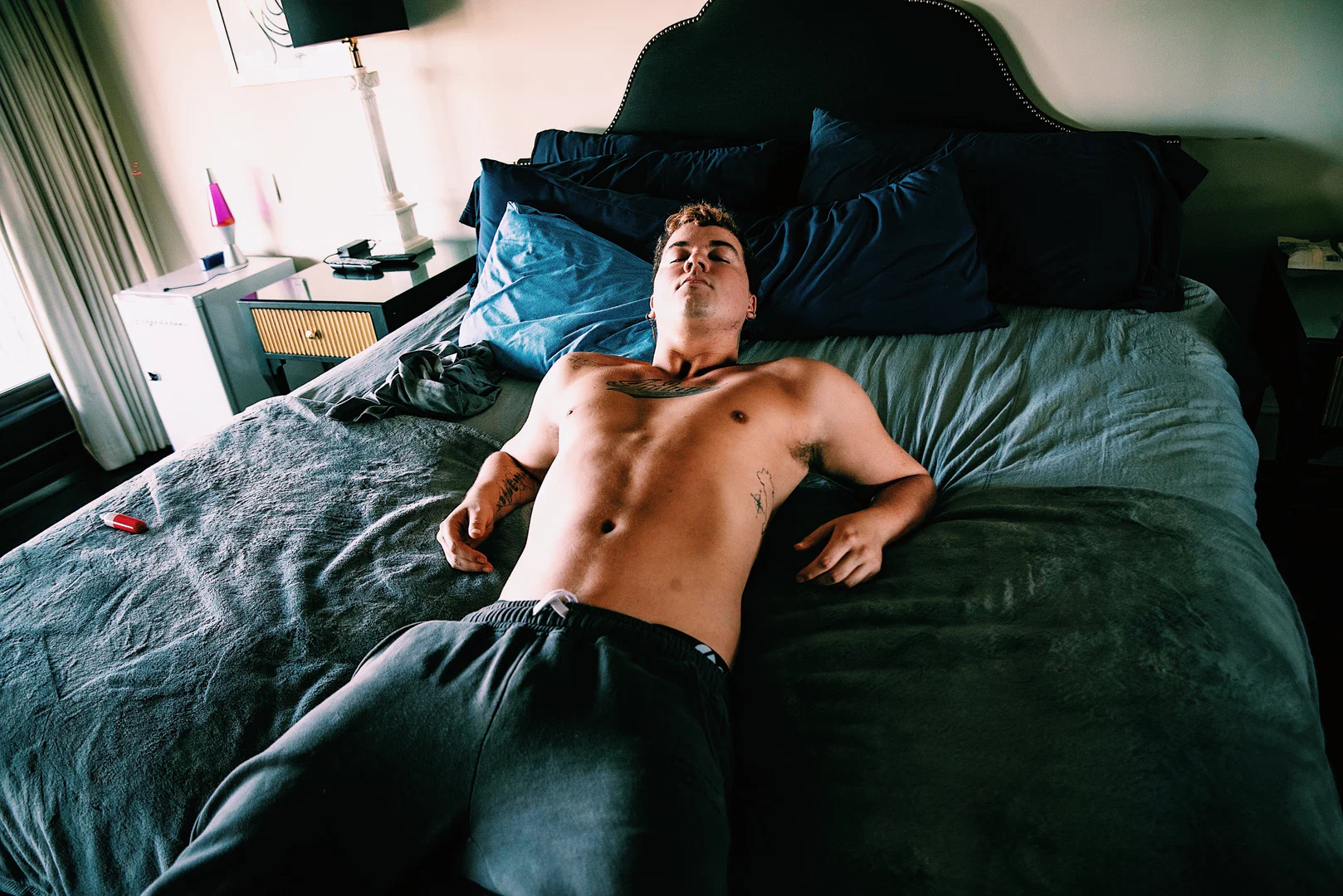 Taylor Caniff profile banner