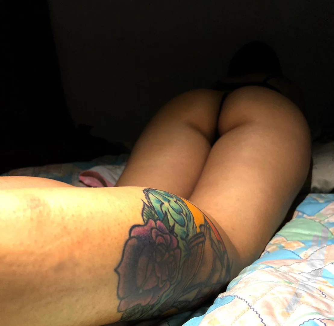 MÍAN 😈 profile banner