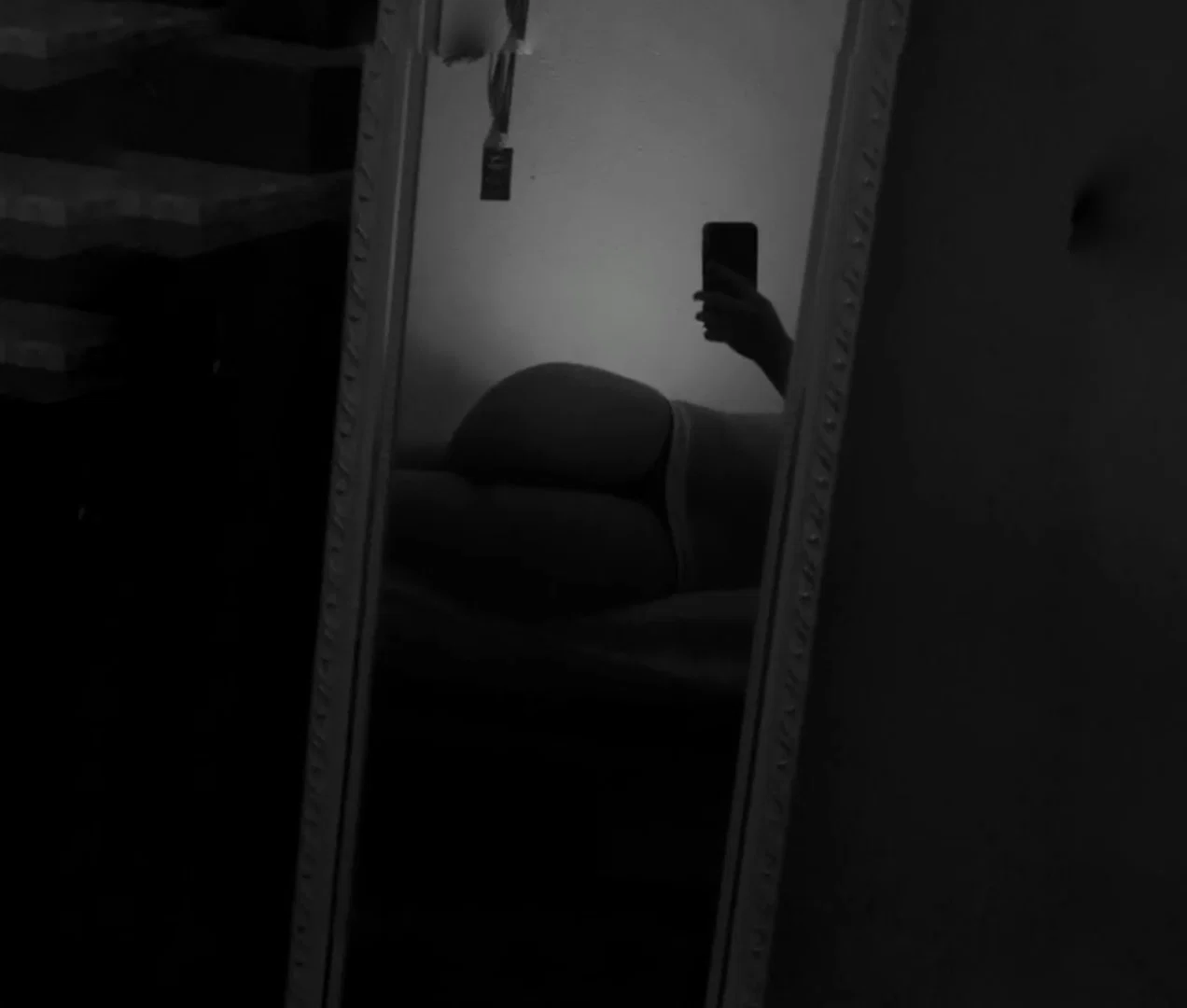 Nikki🍑🔥 - VIP profile banner