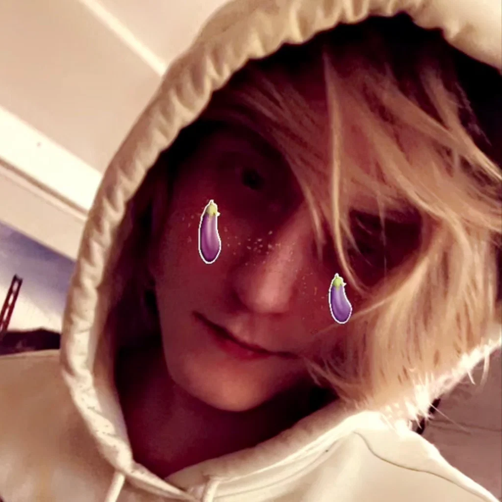 NL Top Femboy's avatar