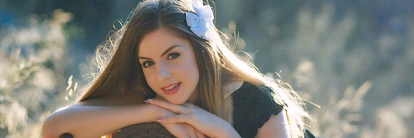 Stella Cox profile banner