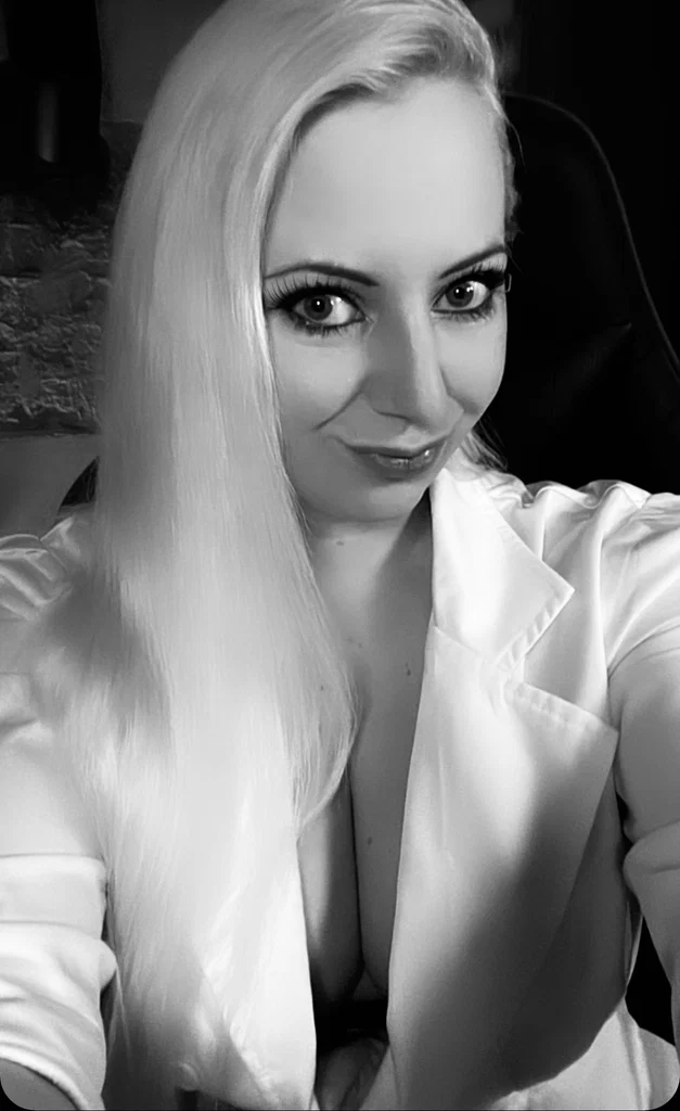nayla_dingensens