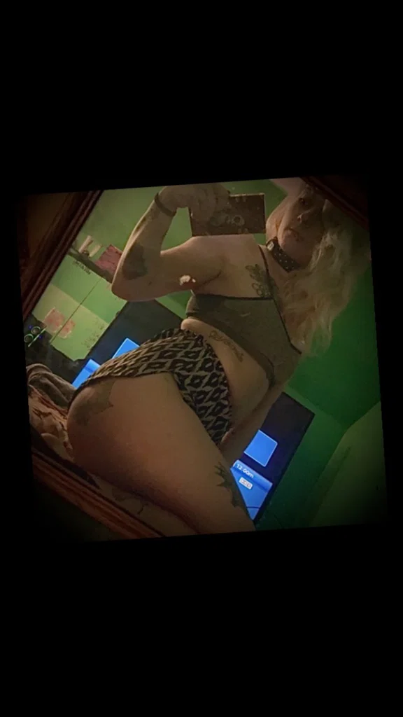 Jasmine Sterling's avatar