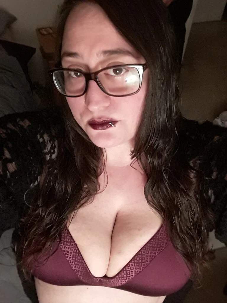 thenerdyanddirtyvixen's avatar