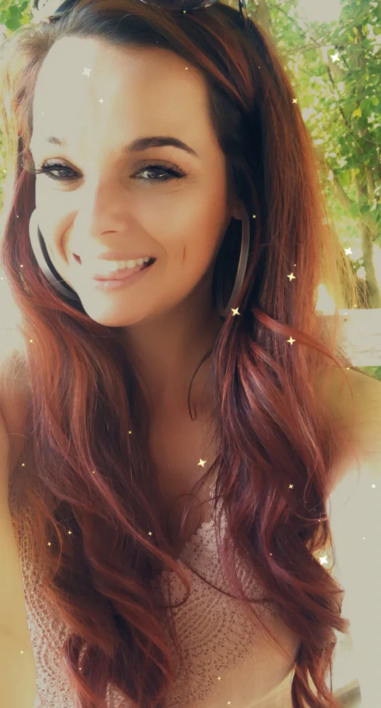 Eden Rose's avatar