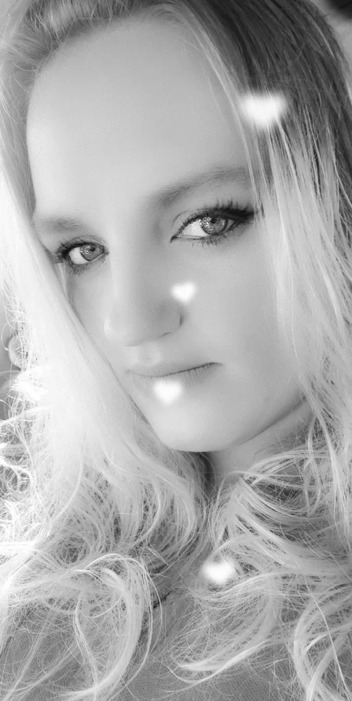 HoT MoM's avatar