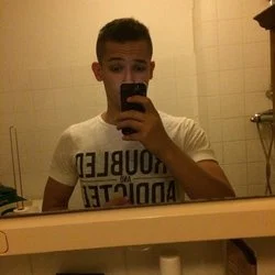 rouzbeh's avatar