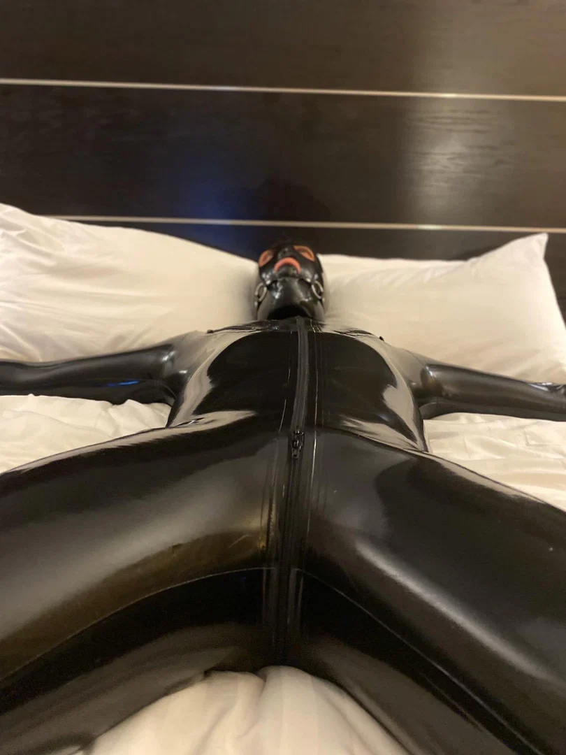 Kinky Dude profile banner