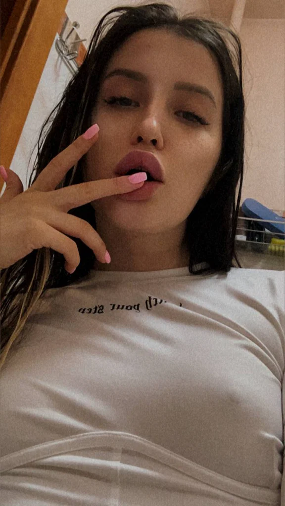 😈Valeria😈