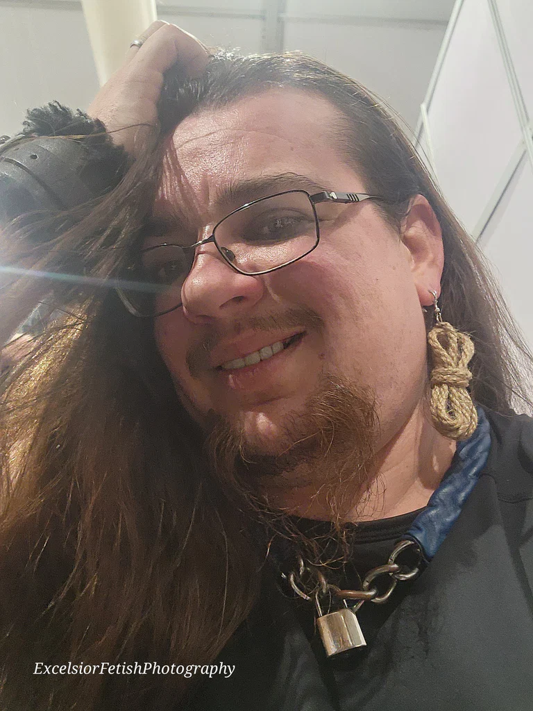Ace Atoms's avatar
