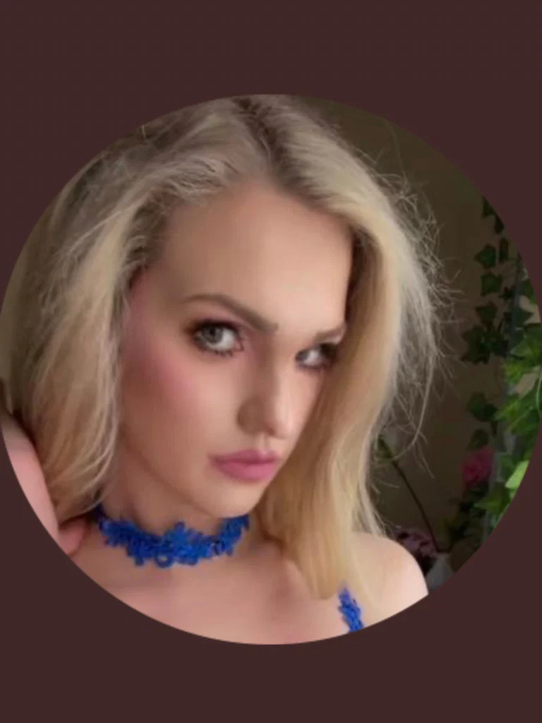Lexi Naughty Blonde Babe 💕- Online Now's avatar