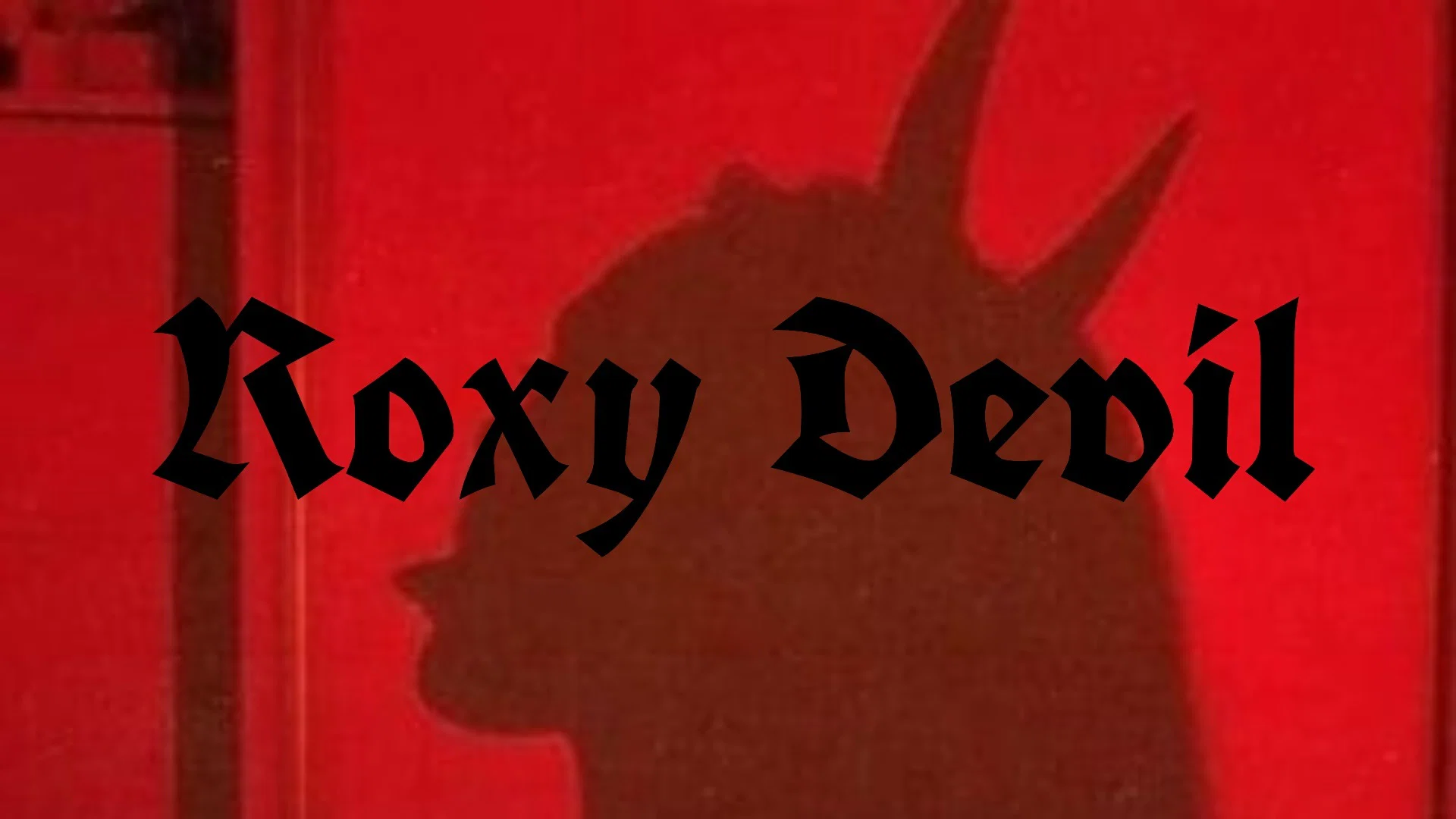 Roxy Devil profile banner