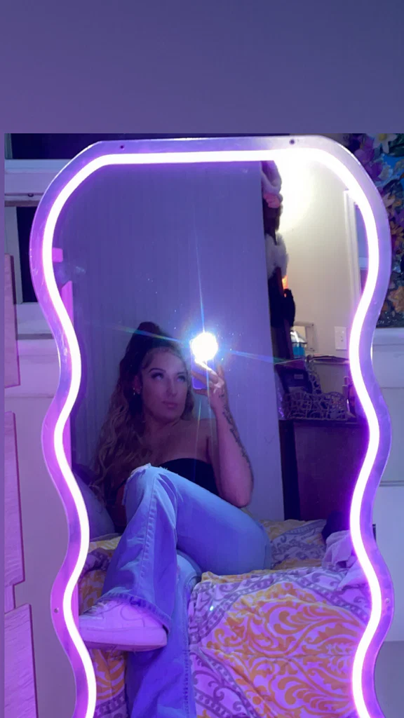 Heather Rose🦋