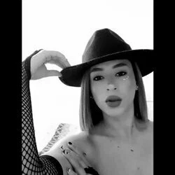 Aly Sweet's avatar