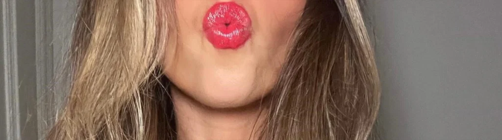 Ellerose's avatar