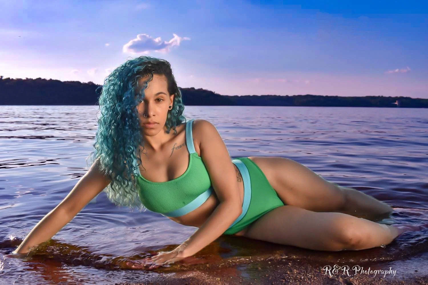Ivanna Mireya profile banner