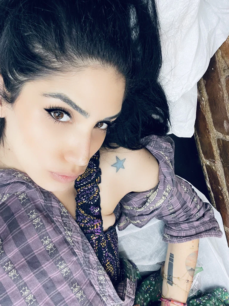 DinaVisit's avatar