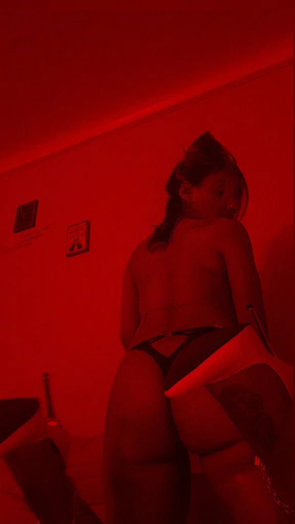 Gorgeous🥀Freak 👅