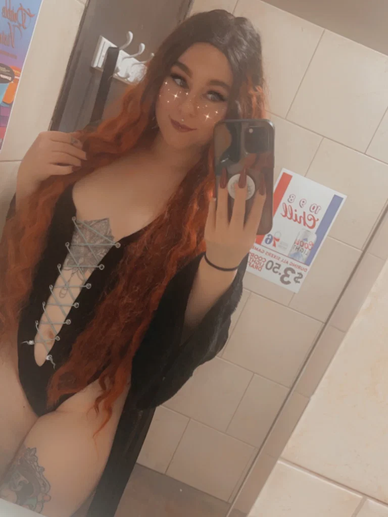 H0rr0rwhore's avatar
