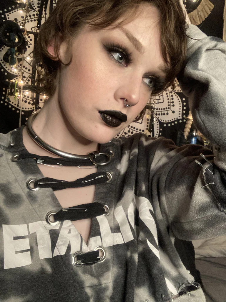goth m!lf milkers's avatar