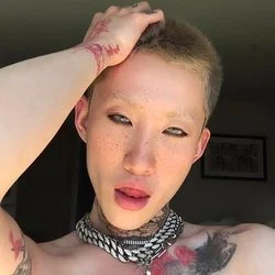 Mochi Mochi's avatar